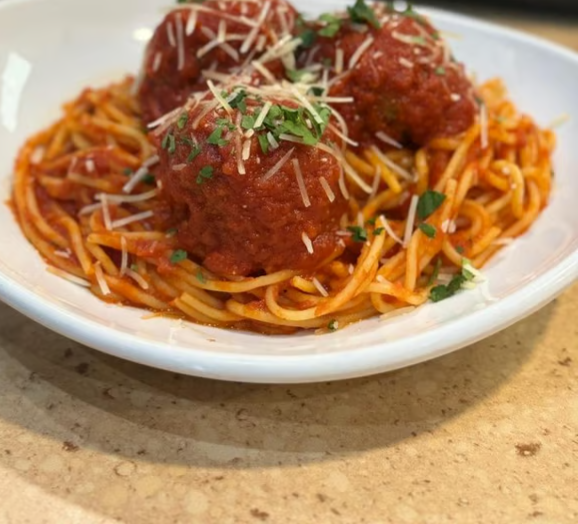 Spaghetti & Meatballs